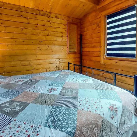 بيت للعطل 2 Bedroom Lovely In Chenac-saint-seurin-d' Saint-Seurin-d'Uzet