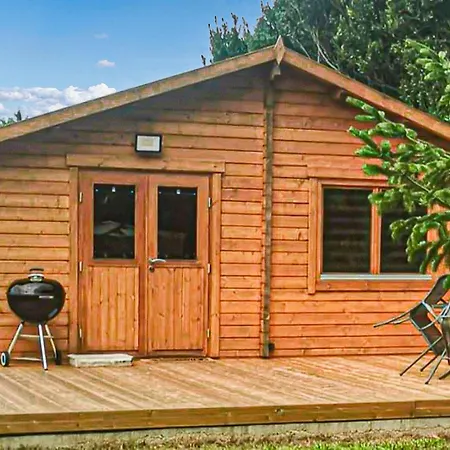 2 Bedroom Awesome In Chenac-saint-seurin-d' Vakantiehuis